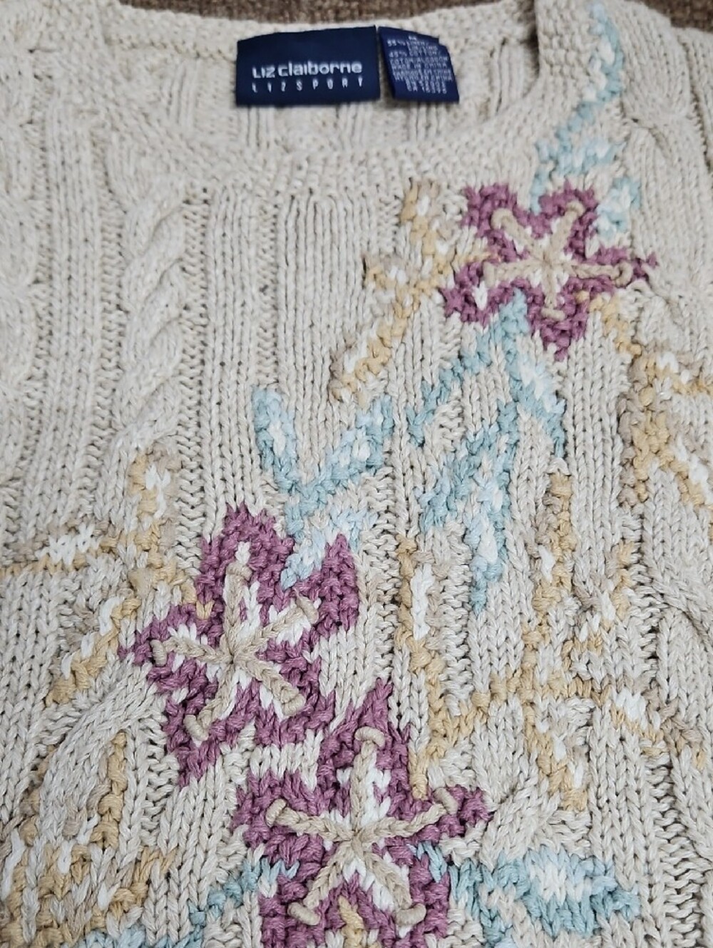 Liz Claiborne Cream Cable-Knit Sleeveless Sweater with Floral Embroidery Sz M - Picture 4 of 6